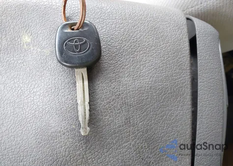 2007 Toyota Corolla Ce from USA, damaged, VIN JTDBR32E170113359